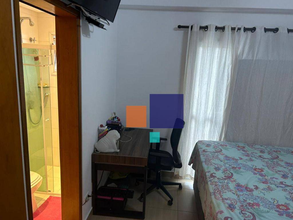 Apartamento à venda com 2 quartos, 70m² - Foto 3