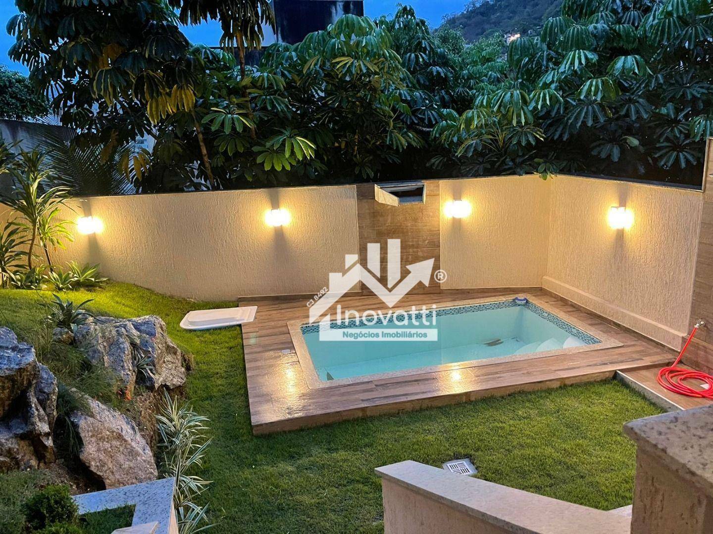 Casa de Condomínio à venda com 3 quartos, 320m² - Foto 24