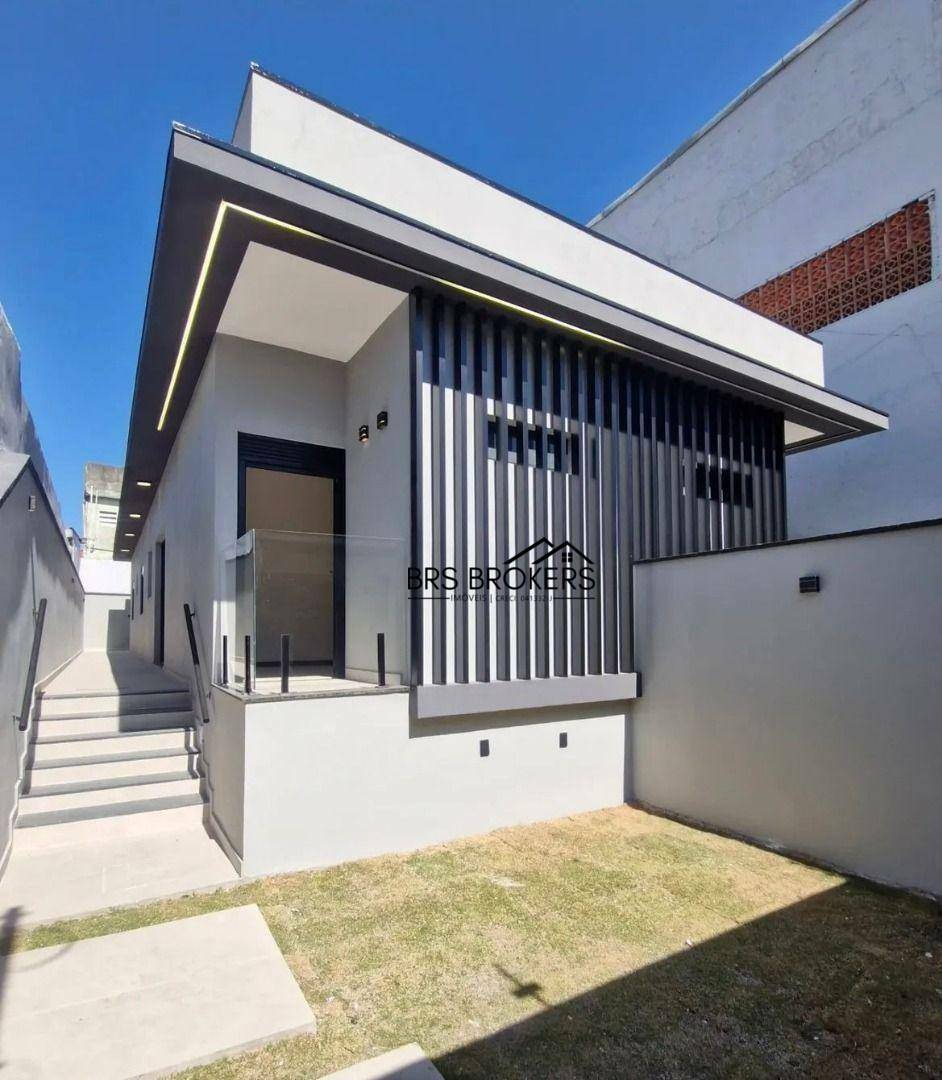 Casa à venda com 3 quartos, 70m² - Foto 1