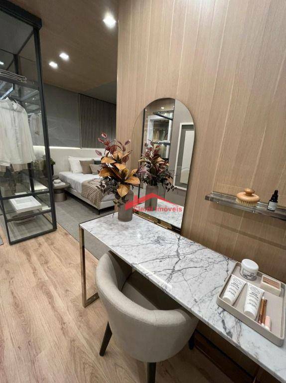 Apartamento à venda com 3 quartos, 138m² - Foto 13