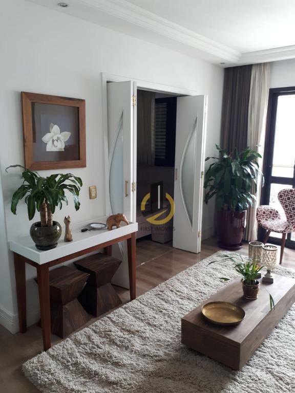 Apartamento à venda com 3 quartos, 137m² - Foto 5