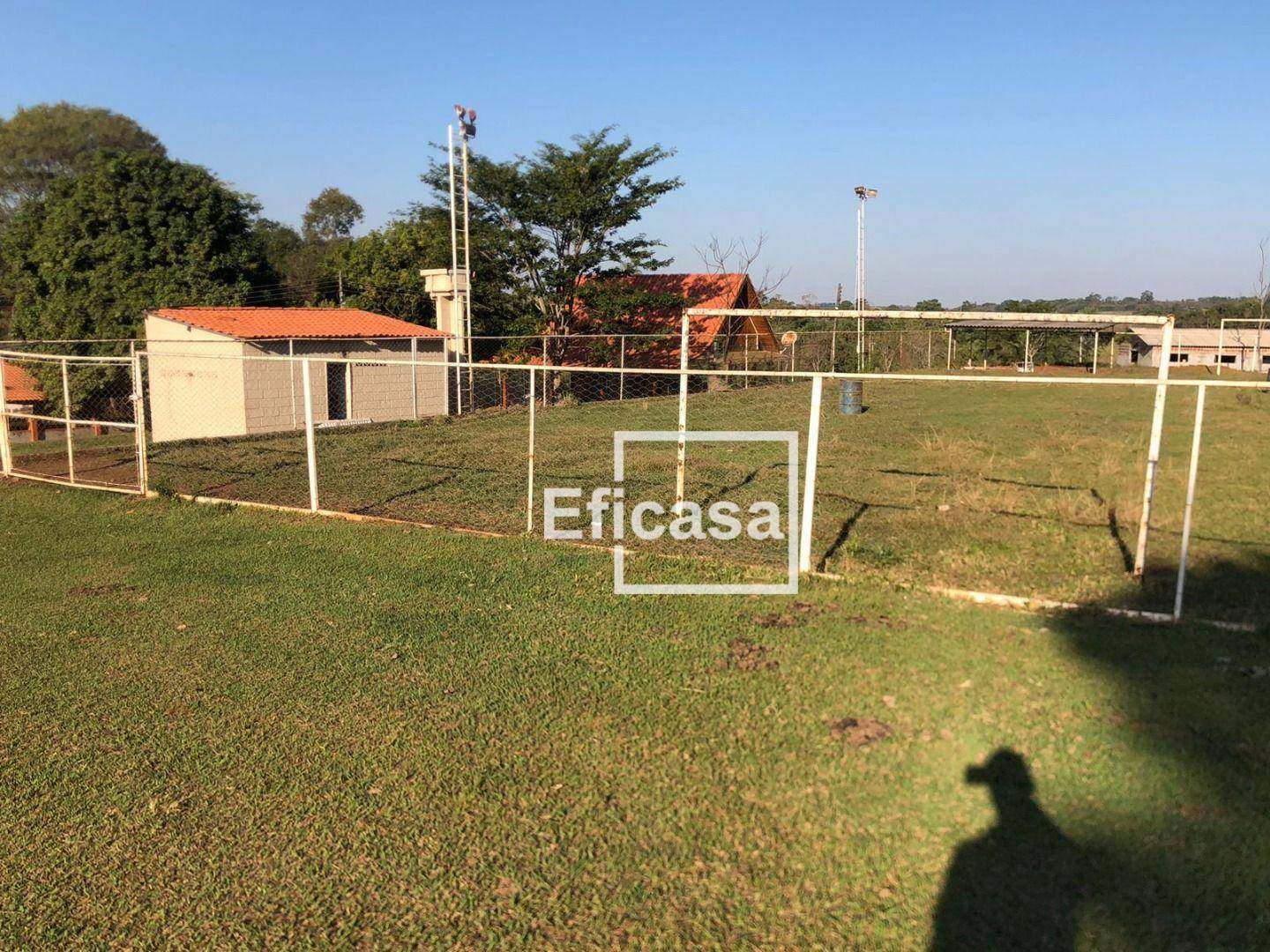 Sítio à venda com 3 quartos, 350m² - Foto 2