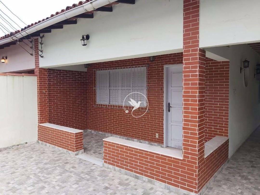 Casa à venda com 4 quartos, 208m² - Foto 4