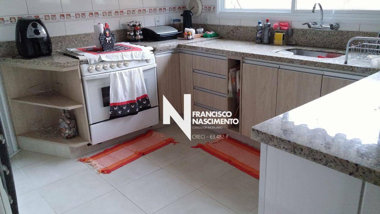 Sobrado à venda com 3 quartos, 263m² - Foto 7