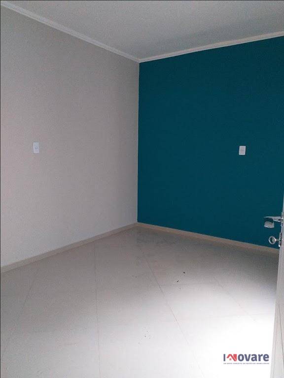 Casa à venda com 2 quartos, 190m² - Foto 3