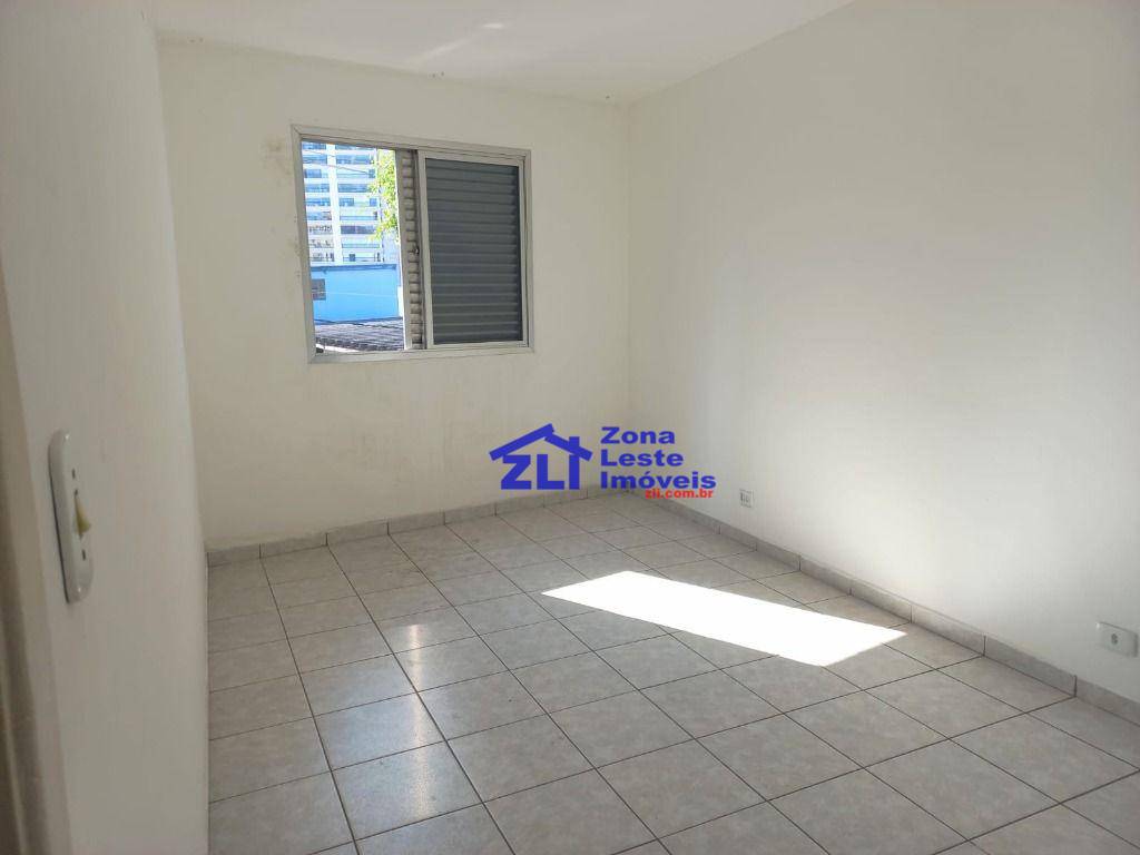 Apartamento para alugar com 2 quartos, 60m² - Foto 12