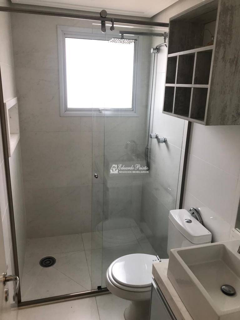 Apartamento à venda com 3 quartos, 116m² - Foto 10