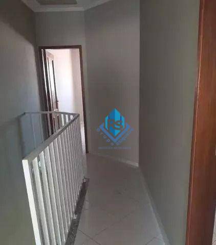 Sobrado à venda com 3 quartos, 190m² - Foto 11