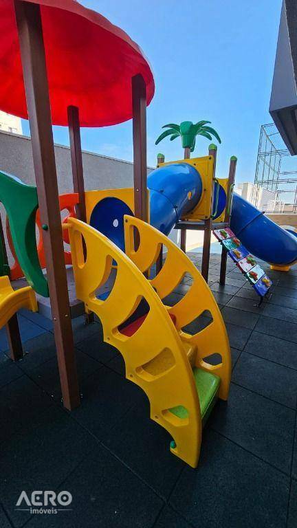 Apartamento para alugar com 3 quartos, 103m² - Foto 47