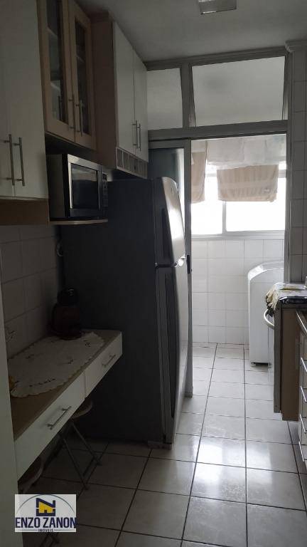 Apartamento à venda com 2 quartos, 64m² - Foto 5