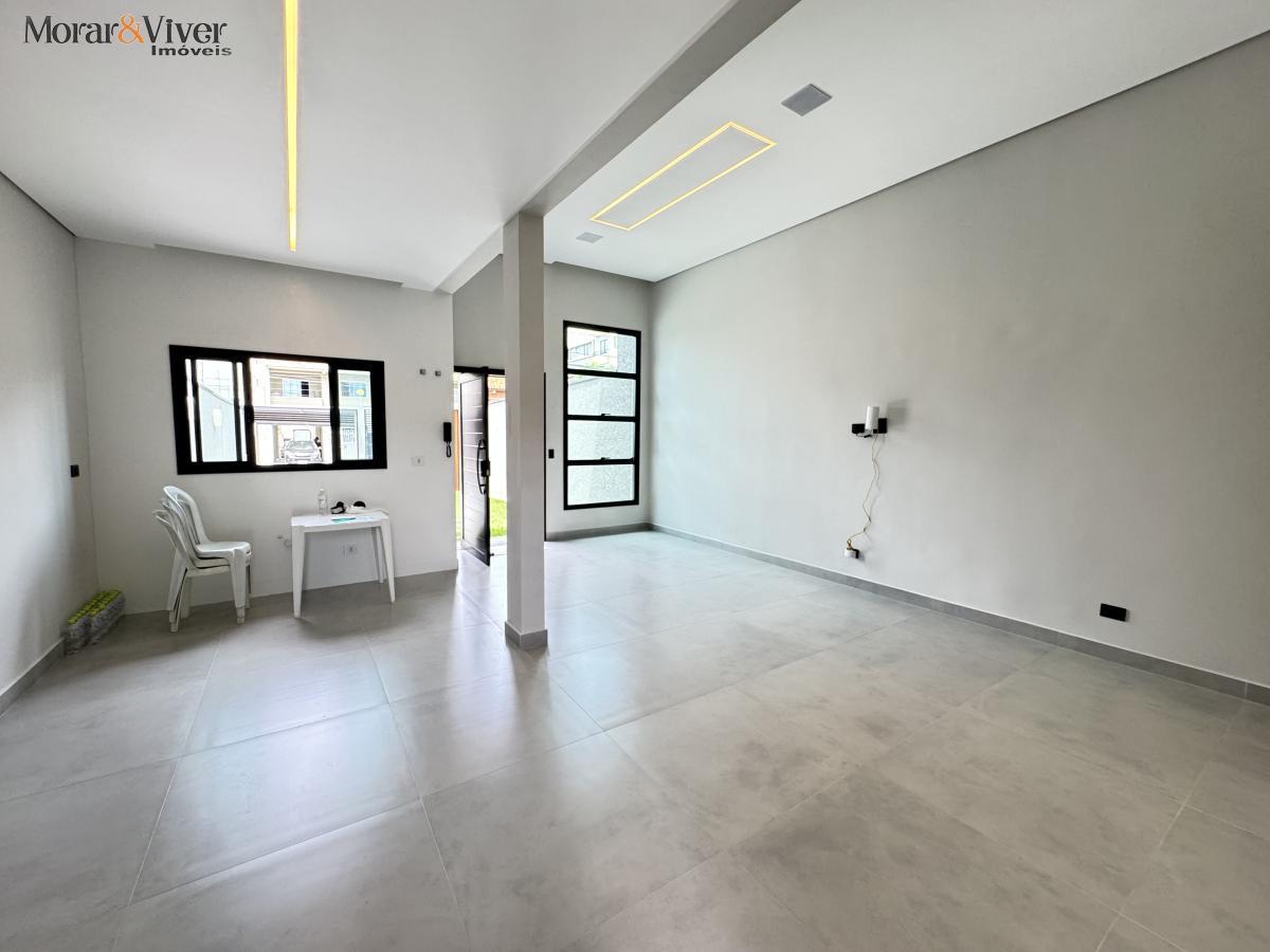 Casa à venda com 3 quartos, 96m² - Foto 8