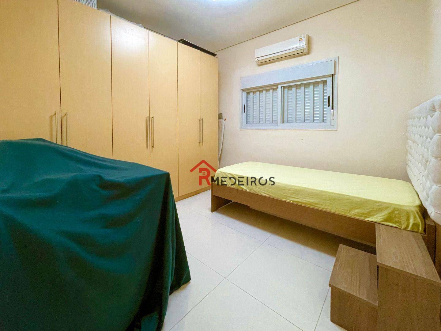 Casa à venda com 3 quartos, 360m² - Foto 21