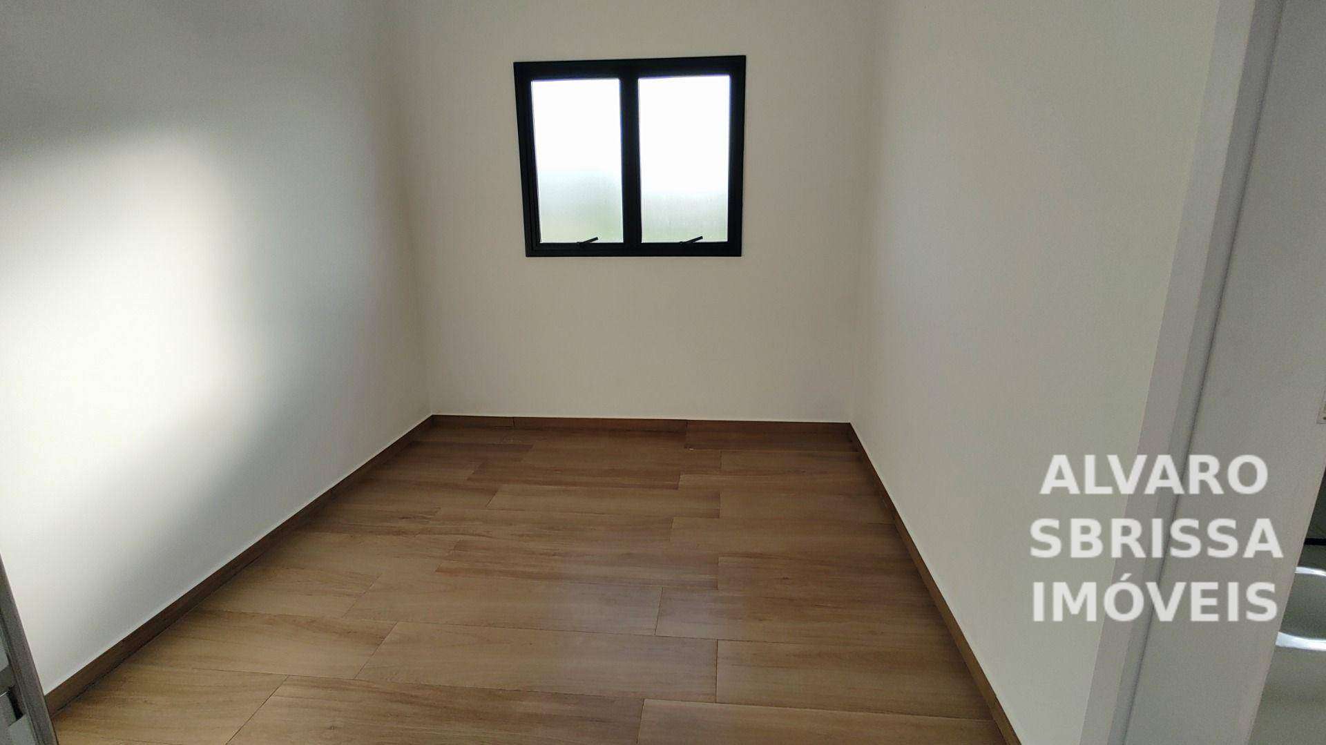 Casa à venda com 4 quartos, 330m² - Foto 22