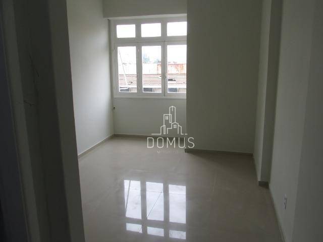 Apartamento à venda com 1 quarto, 32m² - Foto 11