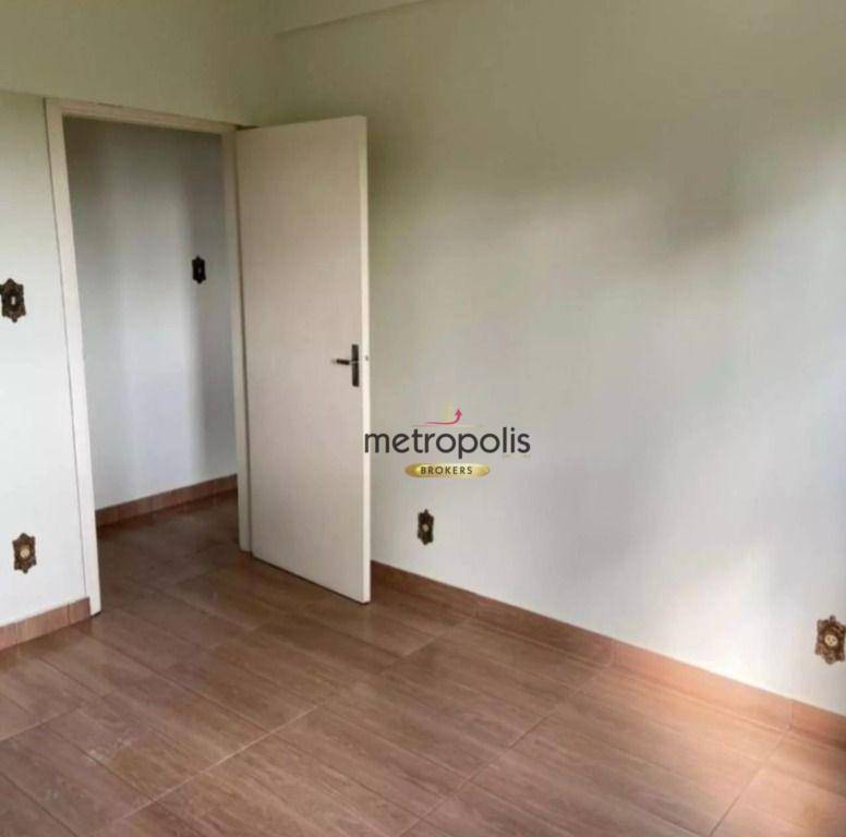 Apartamento para alugar com 2 quartos, 70m² - Foto 11