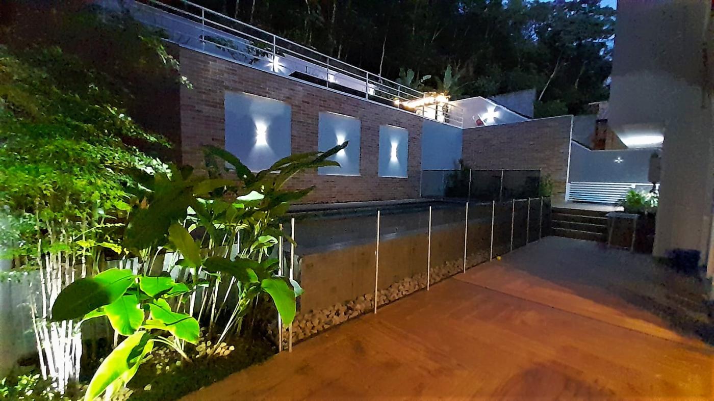 Casa de Condomínio à venda com 3 quartos, 360m² - Foto 4