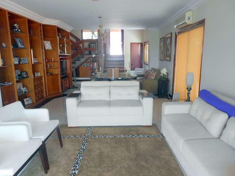 Casa de Condomínio à venda com 4 quartos, 500m² - Foto 5