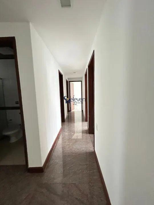 Apartamento à venda com 4 quartos, 260m² - Foto 5