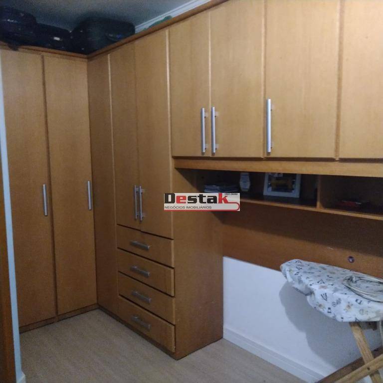 Sobrado à venda com 3 quartos, 180m² - Foto 11