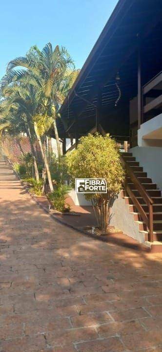 Chácara à venda com 2 quartos, 316m² - Foto 2
