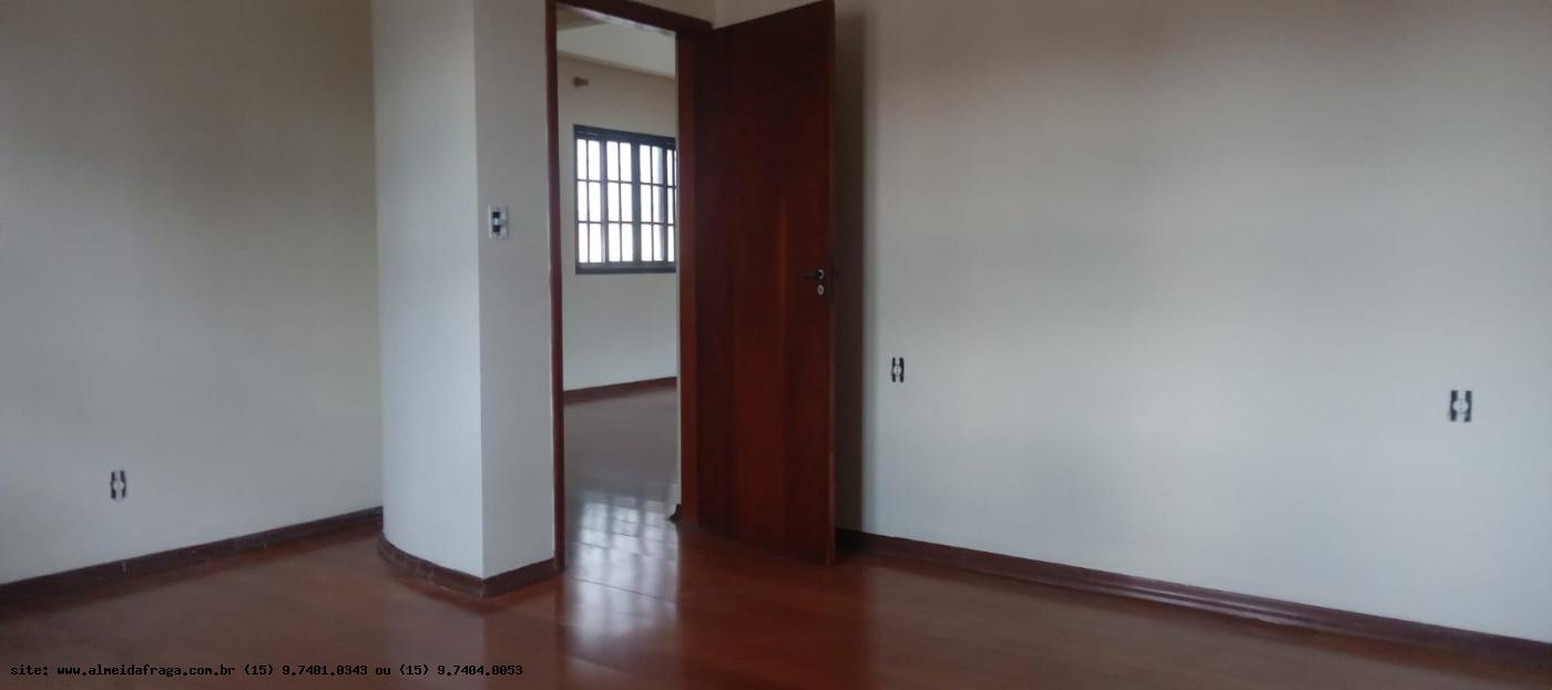 Casa para alugar com 5 quartos, 300m² - Foto 43