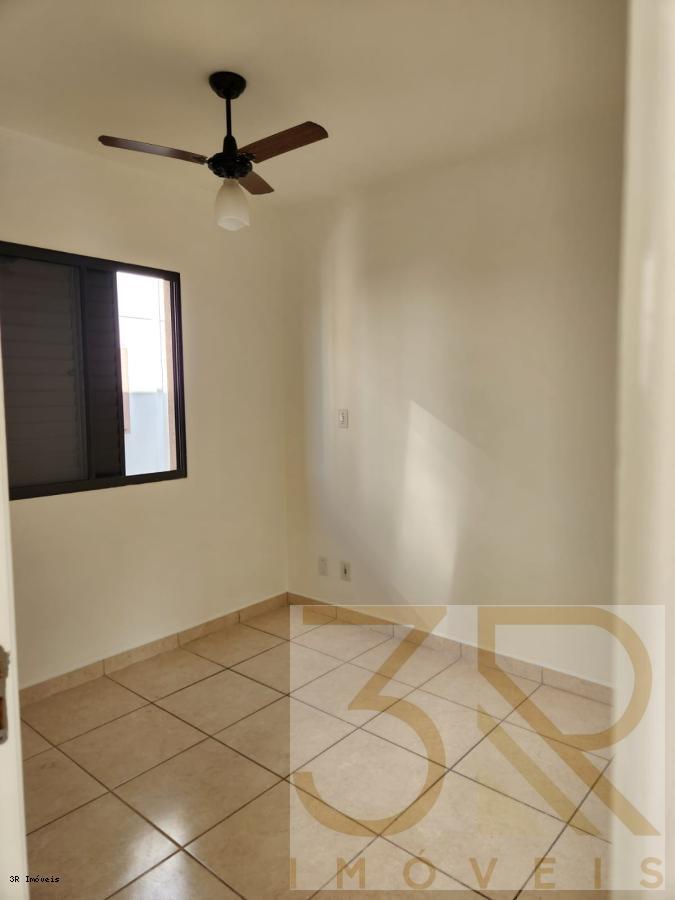 Apartamento à venda com 2 quartos, 48m² - Foto 11