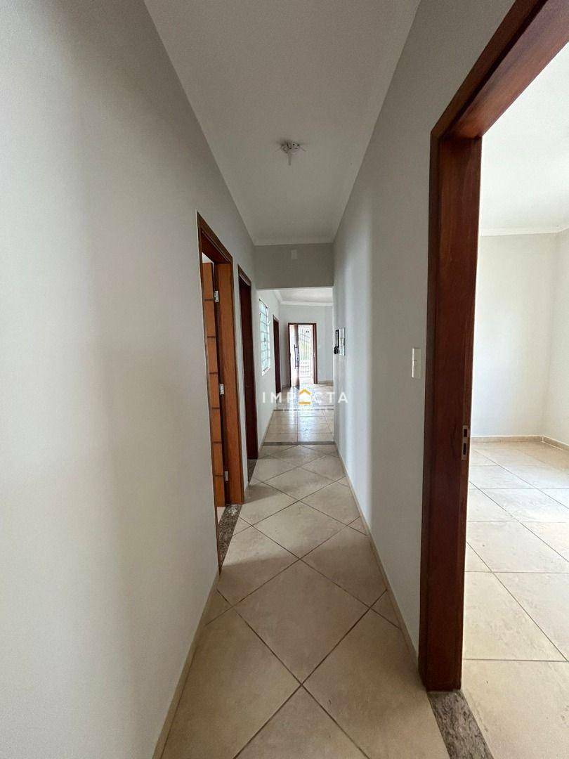 Casa à venda com 3 quartos, 156m² - Foto 8