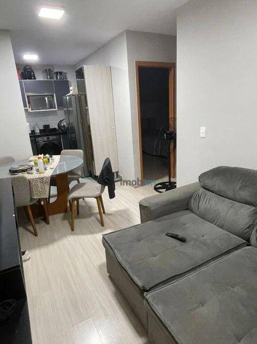 Apartamento à venda com 2 quartos, 45m² - Foto 2