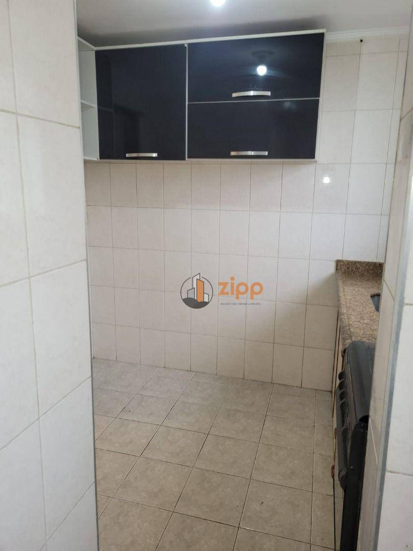 Apartamento para alugar com 2 quartos, 55m² - Foto 4