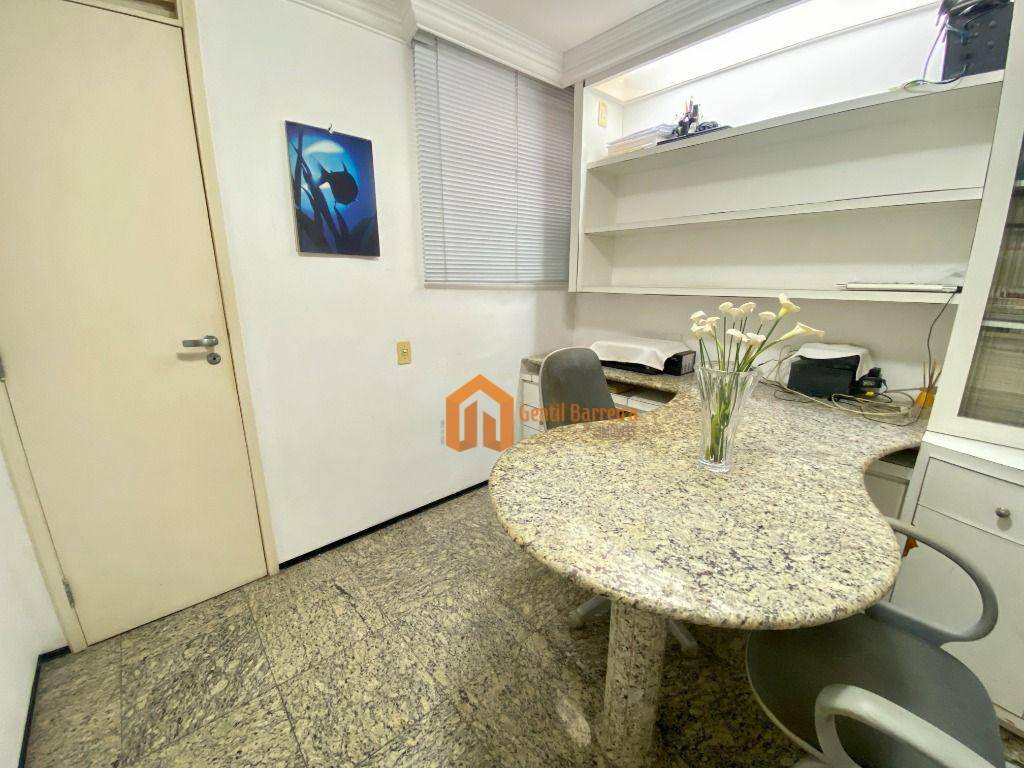 Apartamento à venda com 3 quartos, 171m² - Foto 9