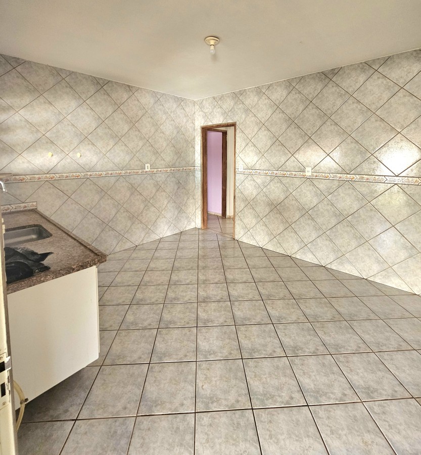 Casa à venda com 3 quartos, 800m² - Foto 7