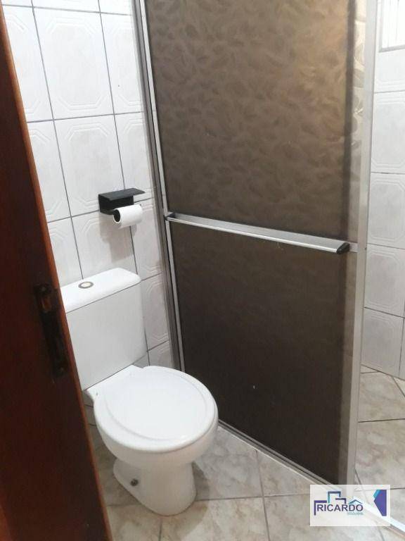 Apartamento para alugar com 2 quartos, 60m² - Foto 19