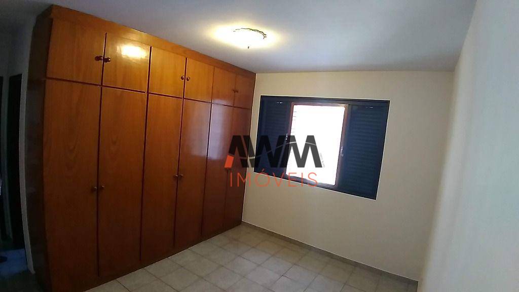 Casa à venda com 4 quartos, 290m² - Foto 10