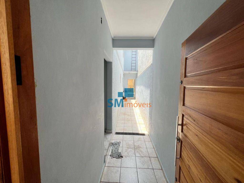 Sobrado à venda com 3 quartos, 250m² - Foto 35