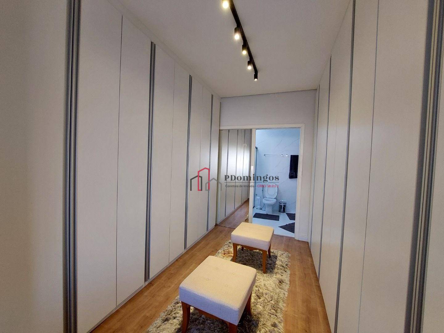 Sobrado à venda com 3 quartos, 249m² - Foto 32