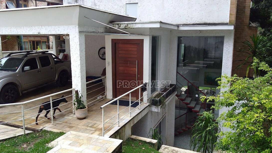 Casa à venda com 3 quartos, 300m² - Foto 4