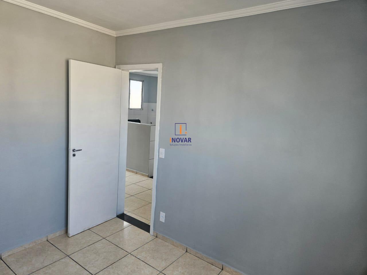 Apartamento à venda com 2 quartos, 45m² - Foto 11