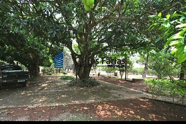 Terreno à venda com 3 quartos, 300m² - Foto 16