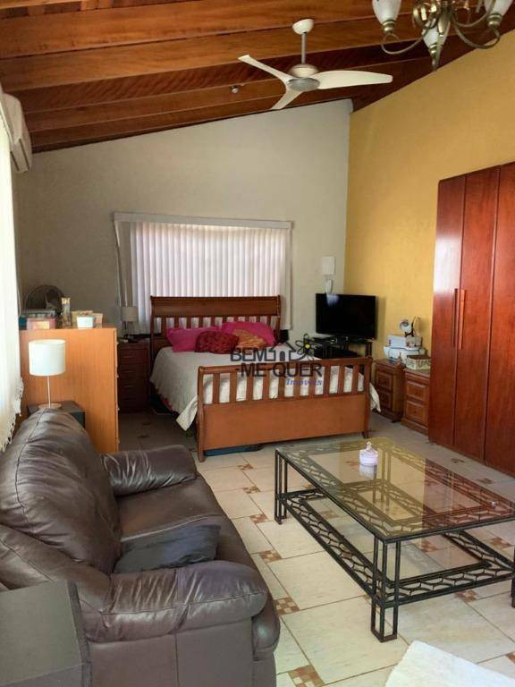 Casa à venda com 3 quartos, 300m² - Foto 18