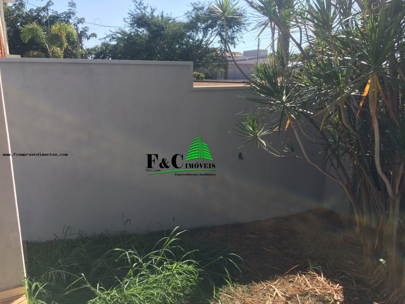 Casa de Condomínio para alugar com 3 quartos, 300m² - Foto 1