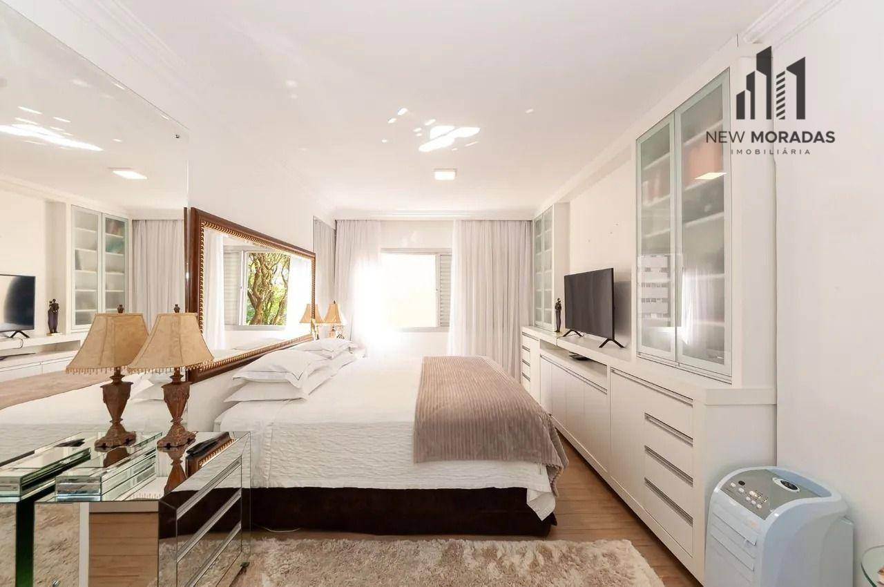 Apartamento à venda com 3 quartos, 148m² - Foto 4