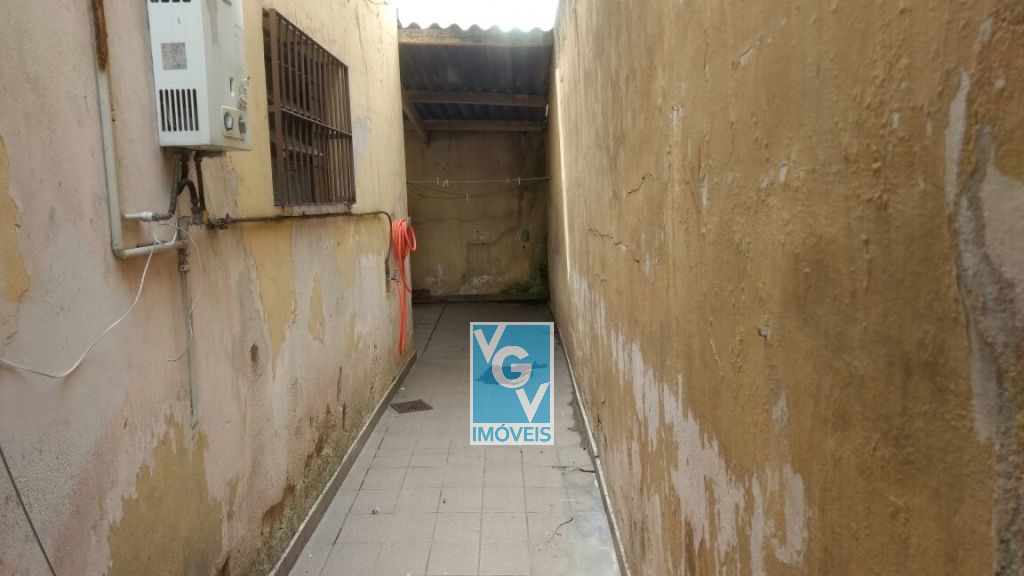 Casa à venda com 2 quartos, 100m² - Foto 5