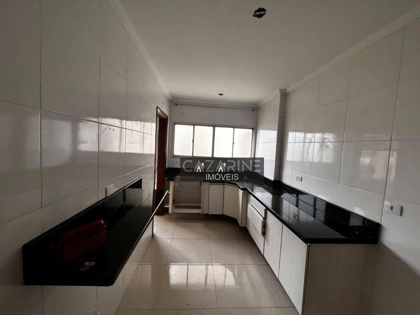 Apartamento à venda com 3 quartos, 1067m² - Foto 1