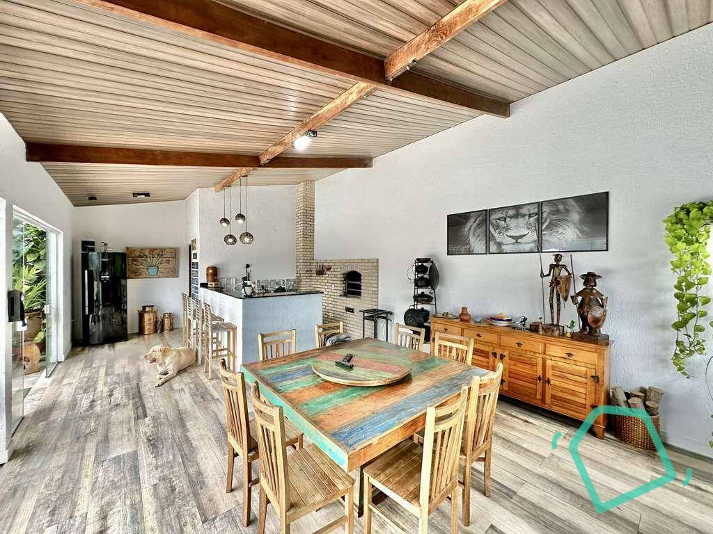 Casa de Condomínio à venda com 3 quartos, 224m² - Foto 21