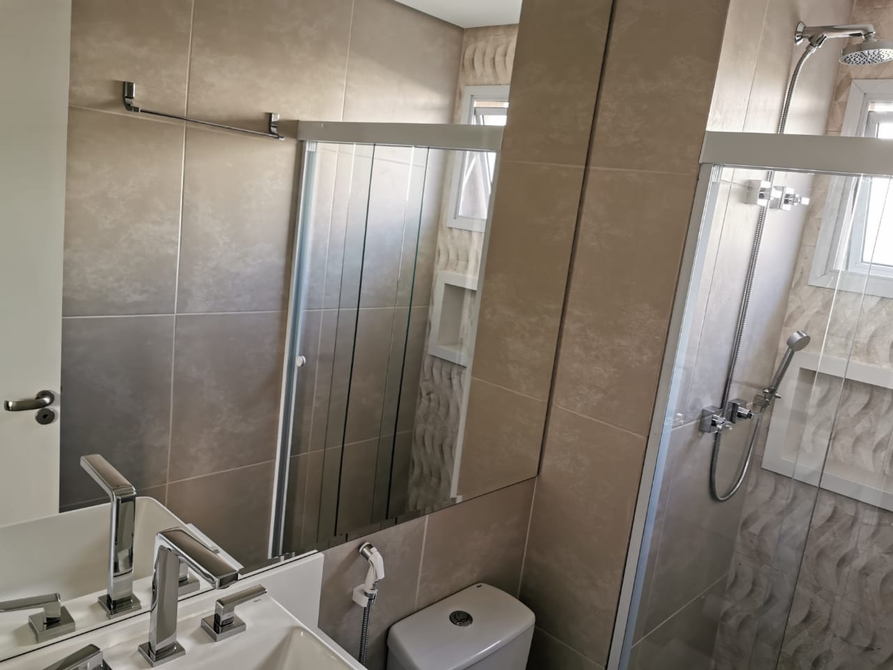 Apartamento à venda com 3 quartos, 138m² - Foto 9