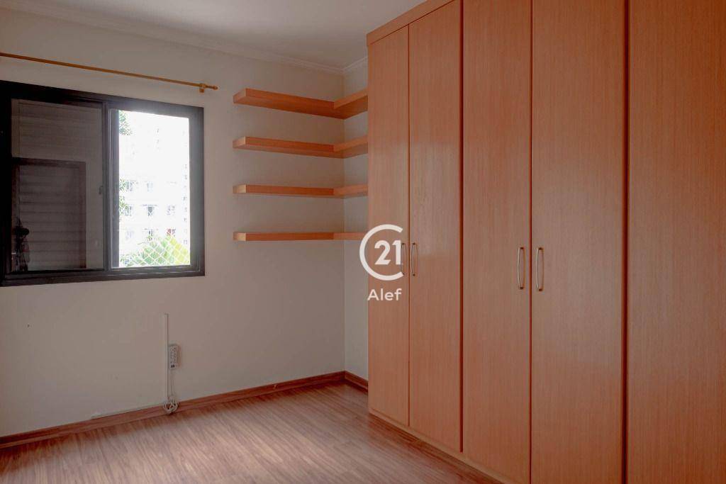 Apartamento para alugar com 2 quartos, 67m² - Foto 8