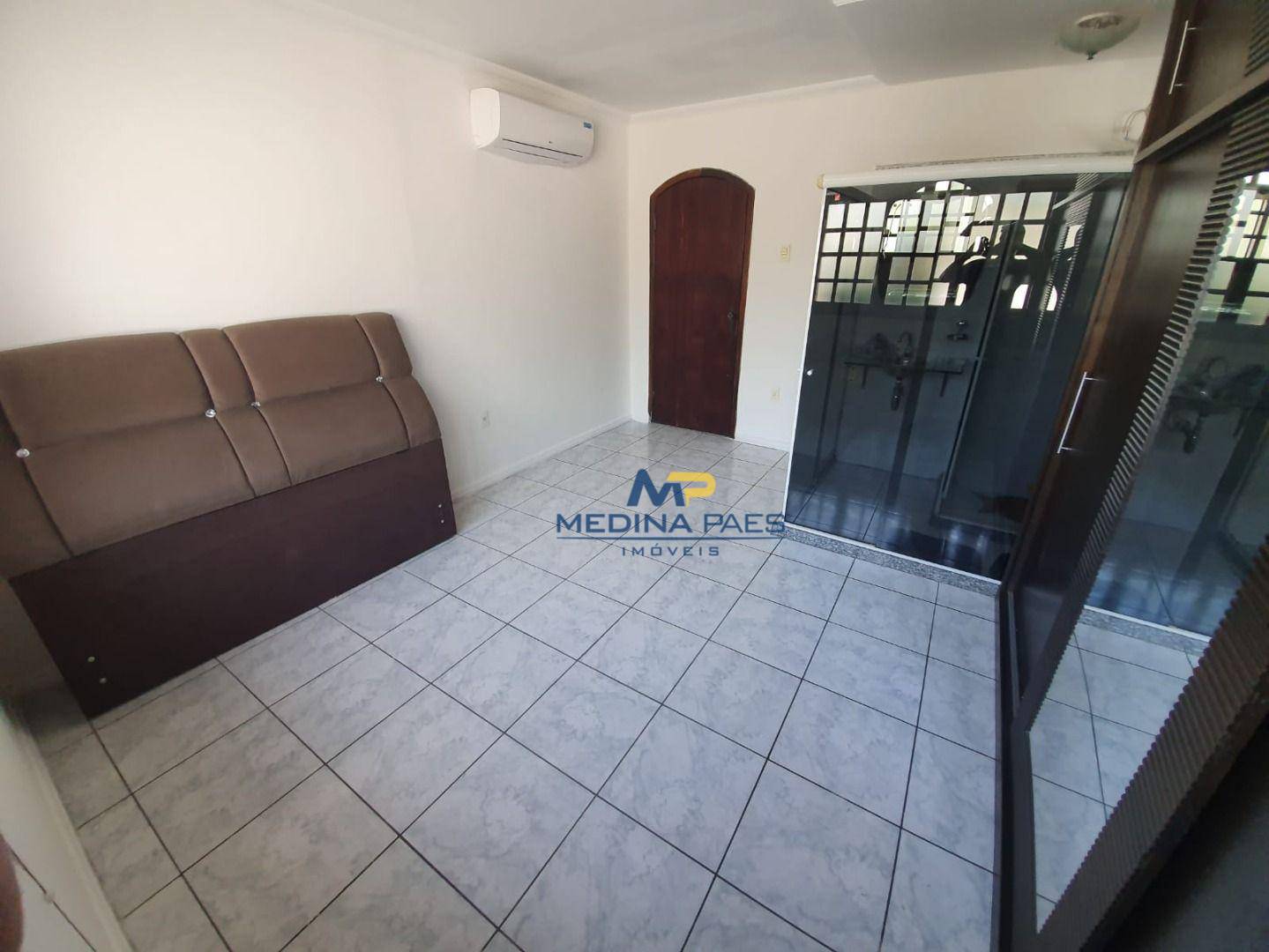 Casa à venda com 4 quartos, 360m² - Foto 9