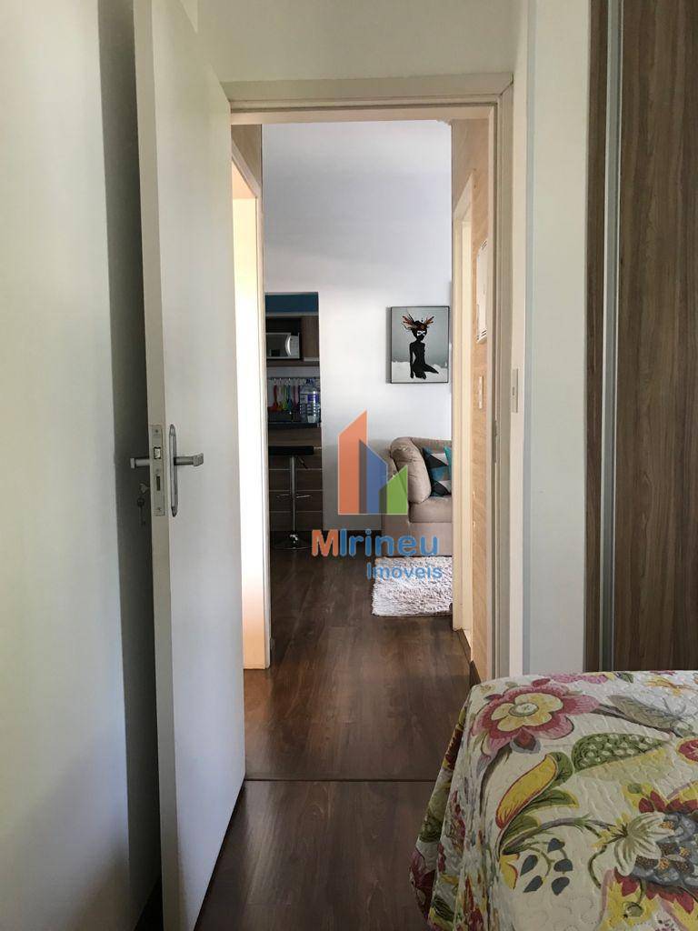 Apartamento à venda com 2 quartos, 57m² - Foto 9