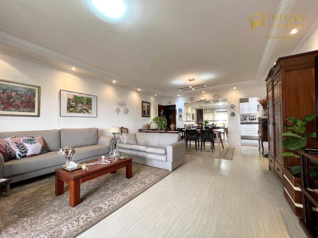 Apartamento, 3 quartos, 190 m² - Foto 1