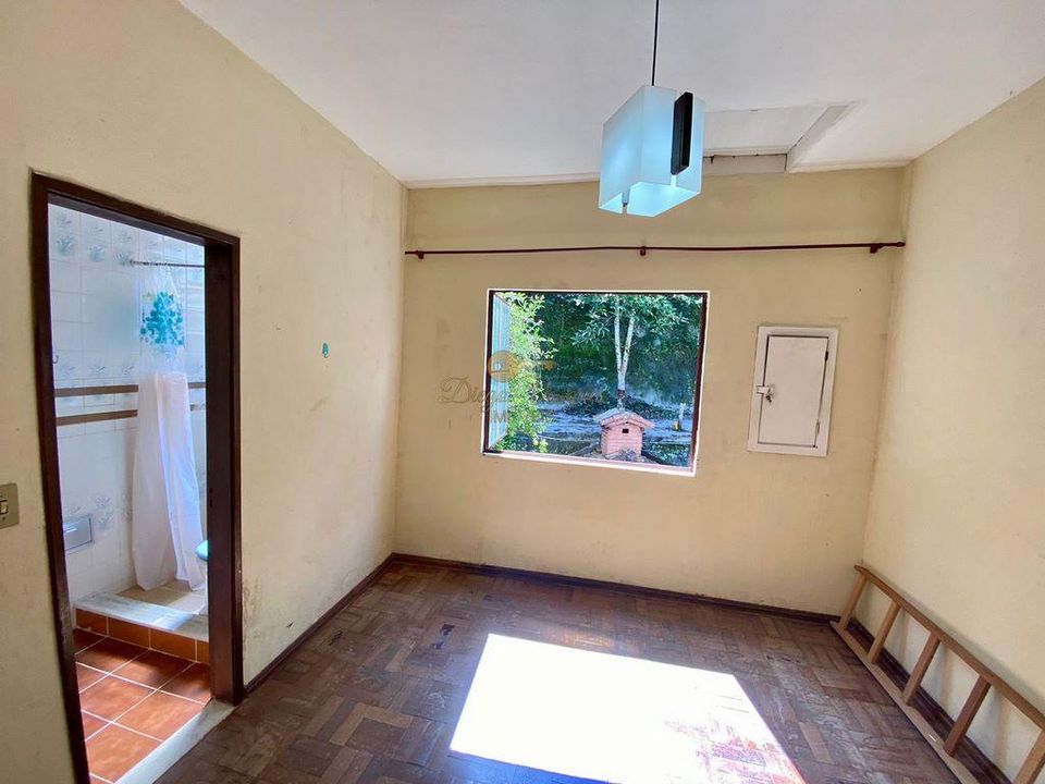 Casa à venda com 3 quartos, 900m² - Foto 17